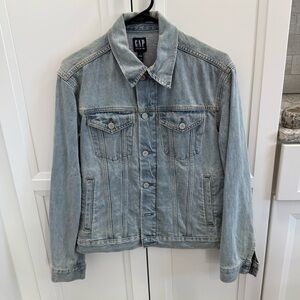 Gap blue light wash denim jacket